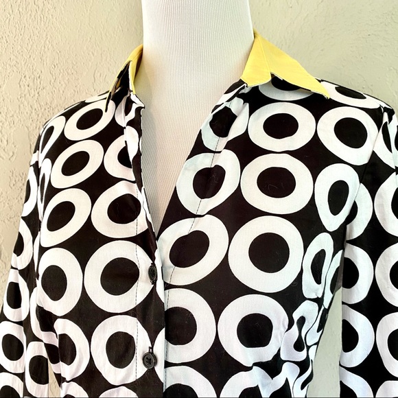NWOT NY&Co Abstract-Print Button Down Shirt, XS - Picture 5 of 15